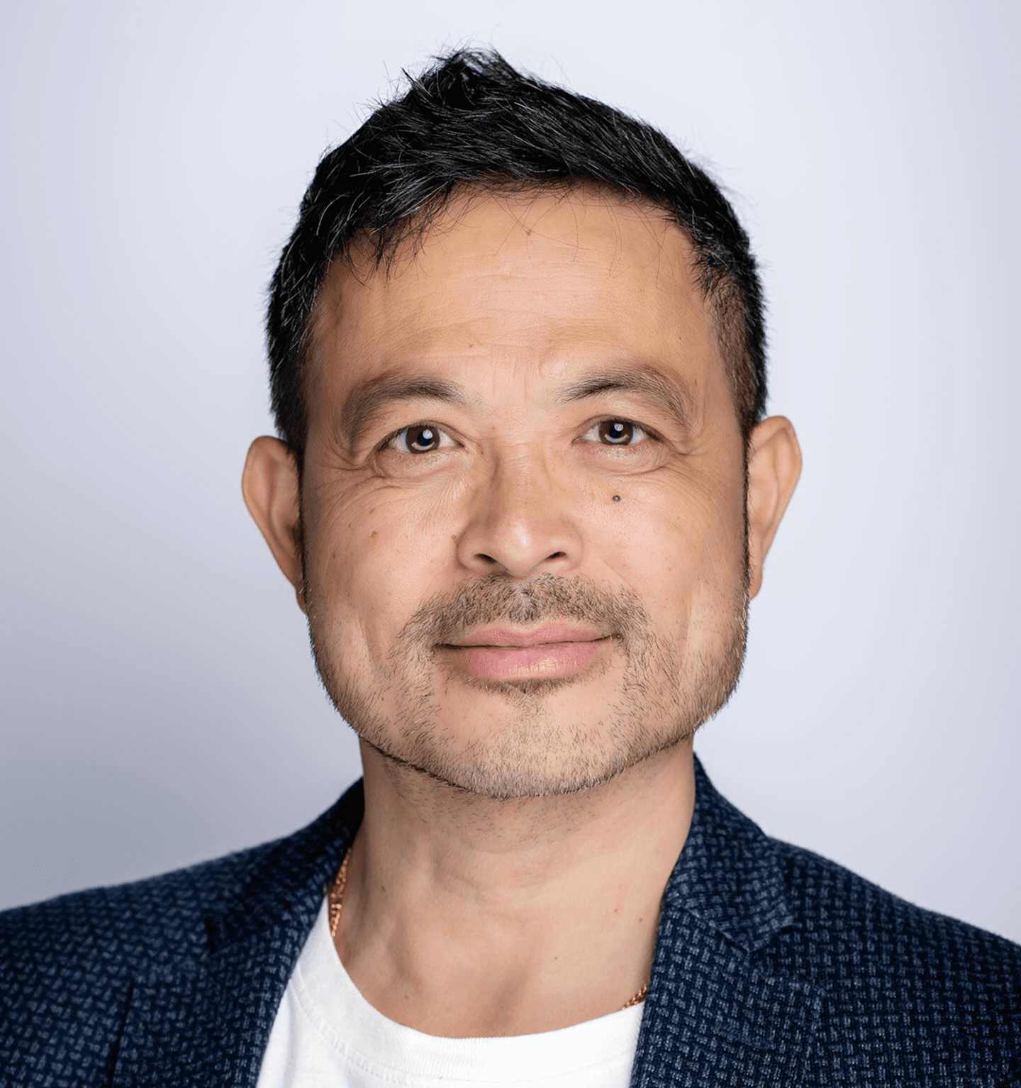 Hung Lee | Headshot | Image