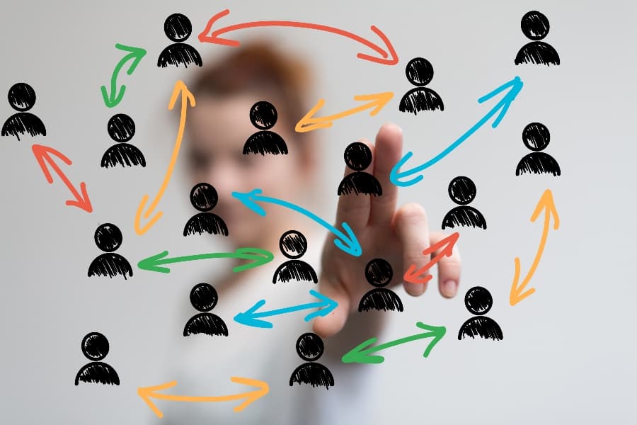 A Step-by-Step Guide to Choosing a Talent CRM